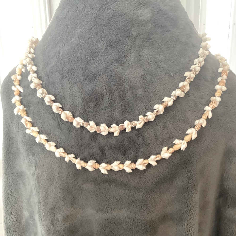 Set of 2 real seashell necklaces